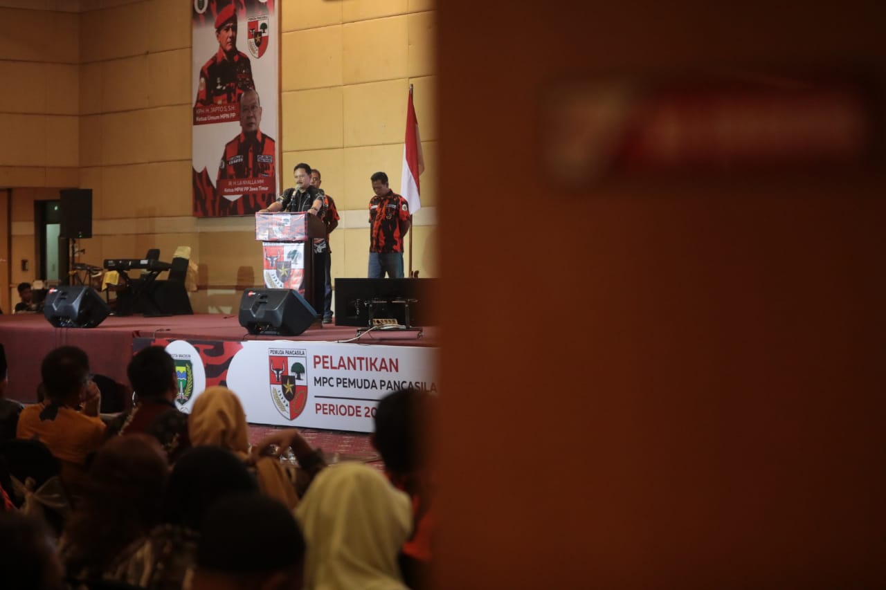 Foto 13 dari 14: Hadiri Pelantikan MPC PP Kota Madiun, Walikota Berikan Apresiasi