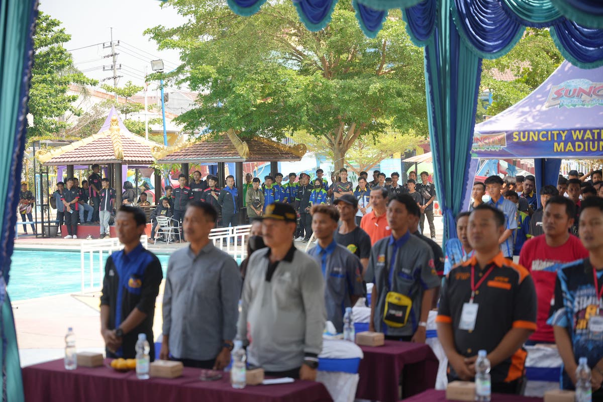 Foto 6 dari 8: Hadiri HUT Vixtory, Wali Kota Apresiasi Kegiatan Di Kota Madiun