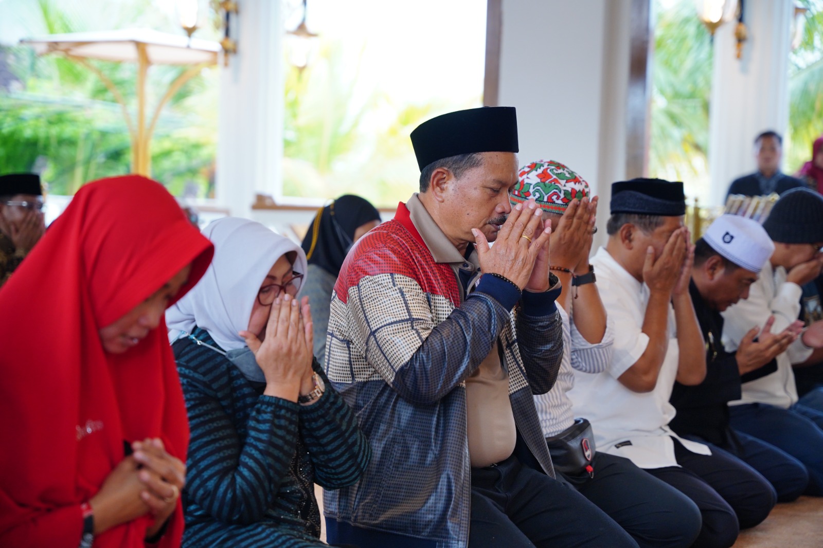 Foto 2 dari 10: Wali Kota Maidi Doakan Seluruh Warga Kota Madiun Dapat Berjumpa dengan Kakbah