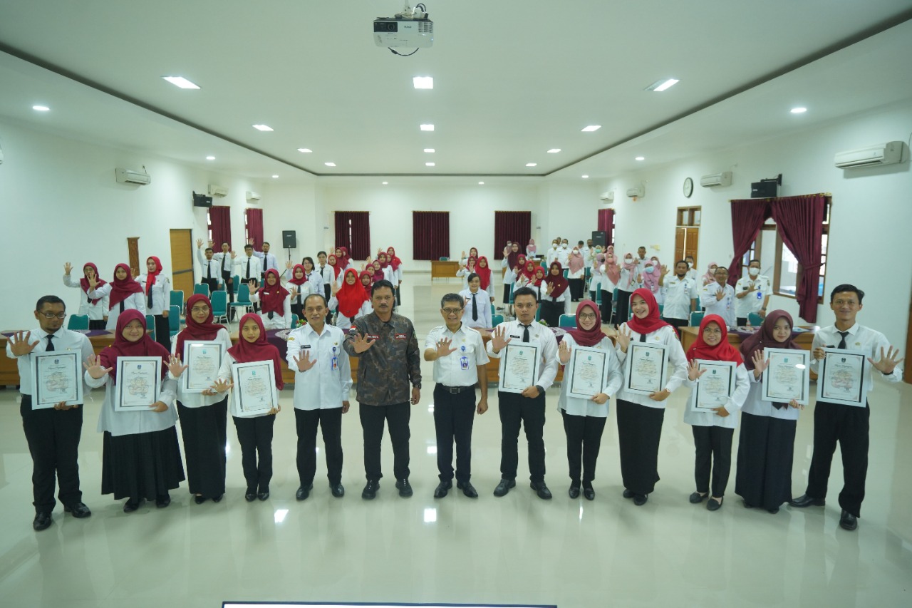Foto 9 dari 9: Tutup Latsar CPNS tahun 2022, Wali Kota Pesan Jaga Komitmen dalam Bertugas