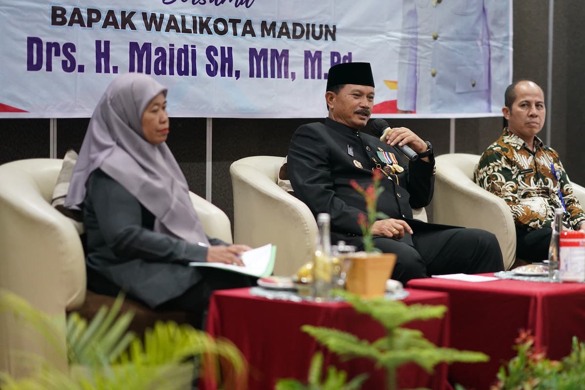 Foto 1 dari 9: Buka FGD Evaluasi Capaian Kerja Dinkes PPKB, Wali Kota : Dinkes Harus Sehat