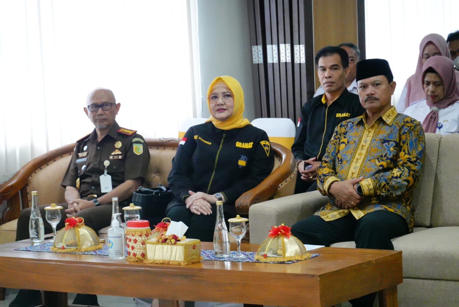 Foto 4 dari 5: Hadiri Pengukuhan DPC Granat, Wali Kota Ajak Pengurus Gempur Peredaran Narkotika Di Kota Pendekar