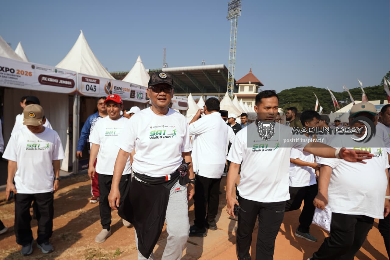 Foto 11 dari 19: EXPO UMKM dan Ekosistem Haji-Umrah Berakhir, Menhaj Sebut Transaksi di Tenant Capai Rp 5,7 Miliar