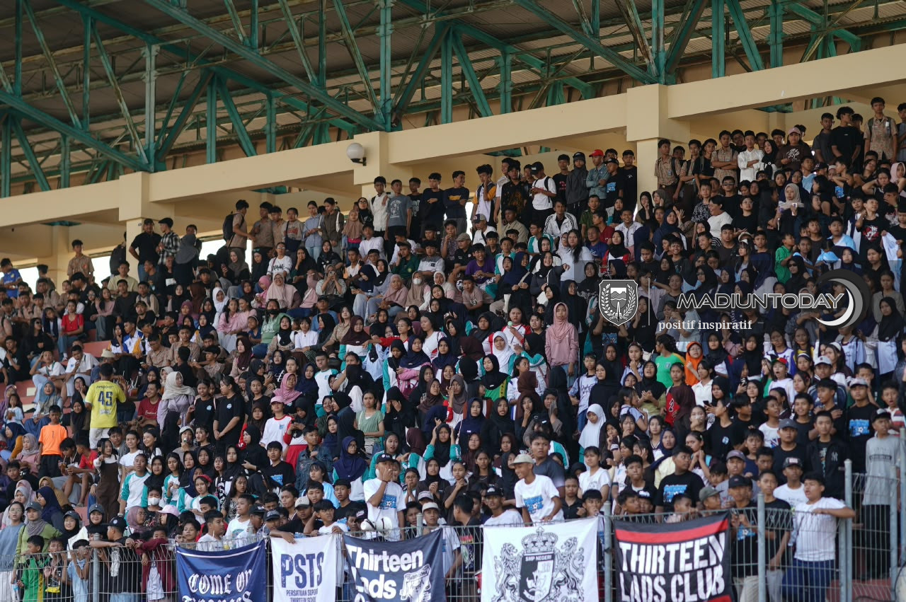 Foto 6 dari 19: Fasilitas Olahraga Terbuka untuk Umum, Warga Bisa Gelar Kompetisi di Stadion hingga Lapangan Kelurahan
