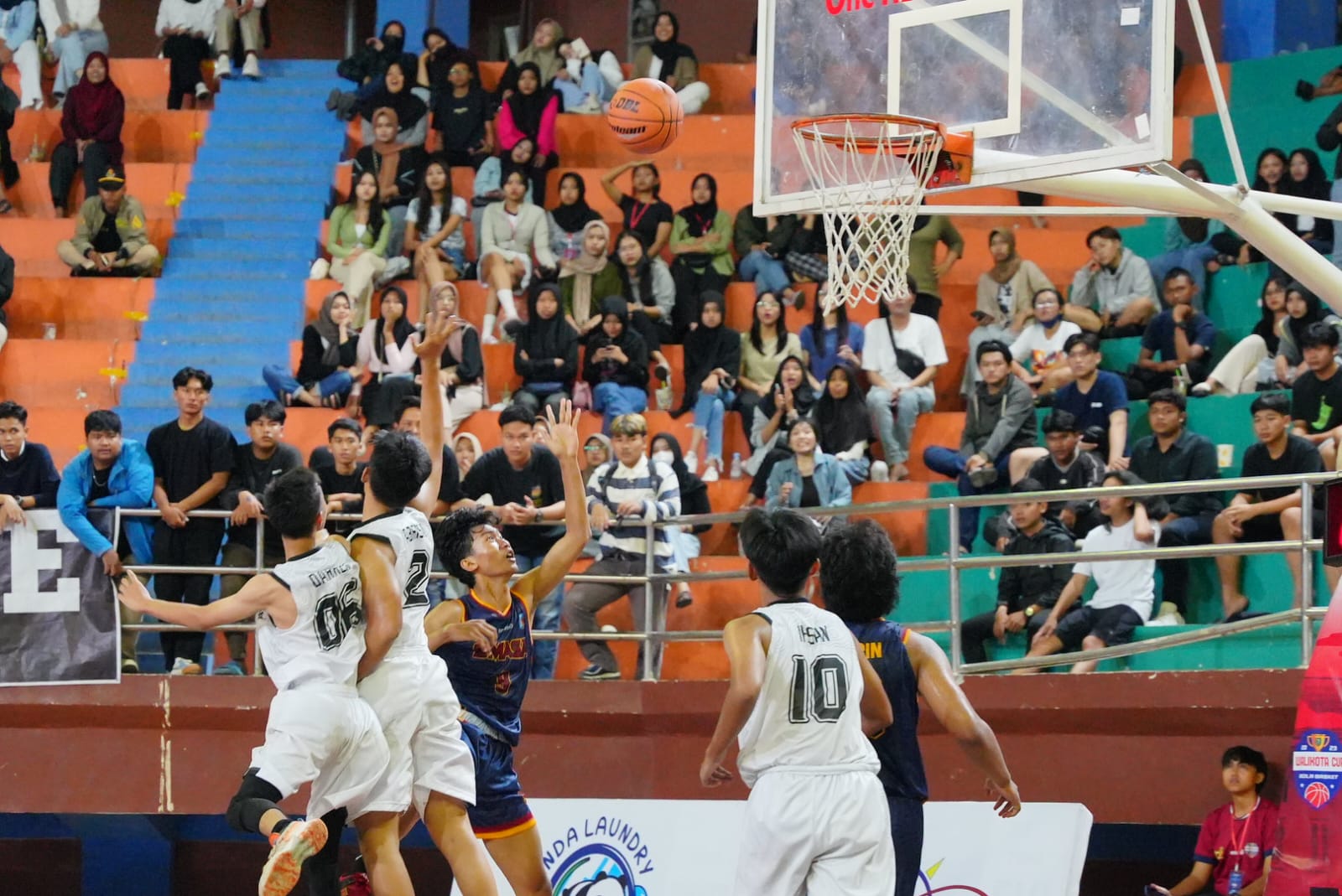 Foto 5 dari 7: Tutup Turnament Bola Basket Walikota Cup, Wali Kota Apresiasi Tim Tampil Suportif