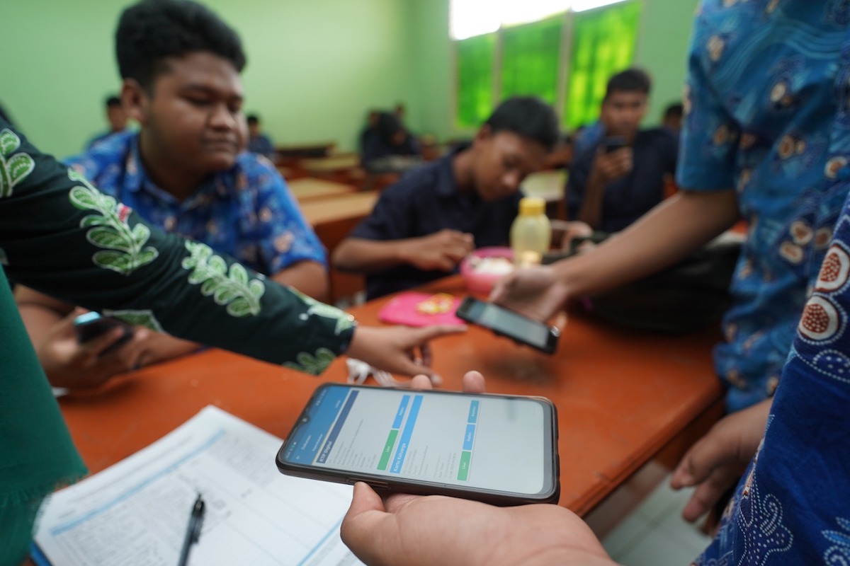 Foto 2 dari 3: Instalasi IKD Sentuh 10 Persen dari Target, Dukcapil Gencarkan Jemput Bola