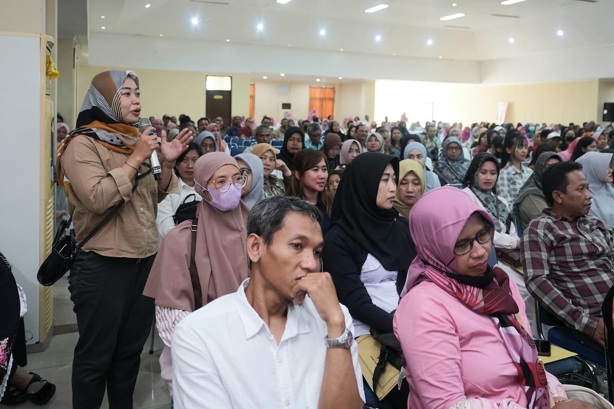 Foto 4 dari 9: Jadi Narasumber Parenting SMPN 2, Wali Kota Imbau Orang Tua Pahami Dunia Anak