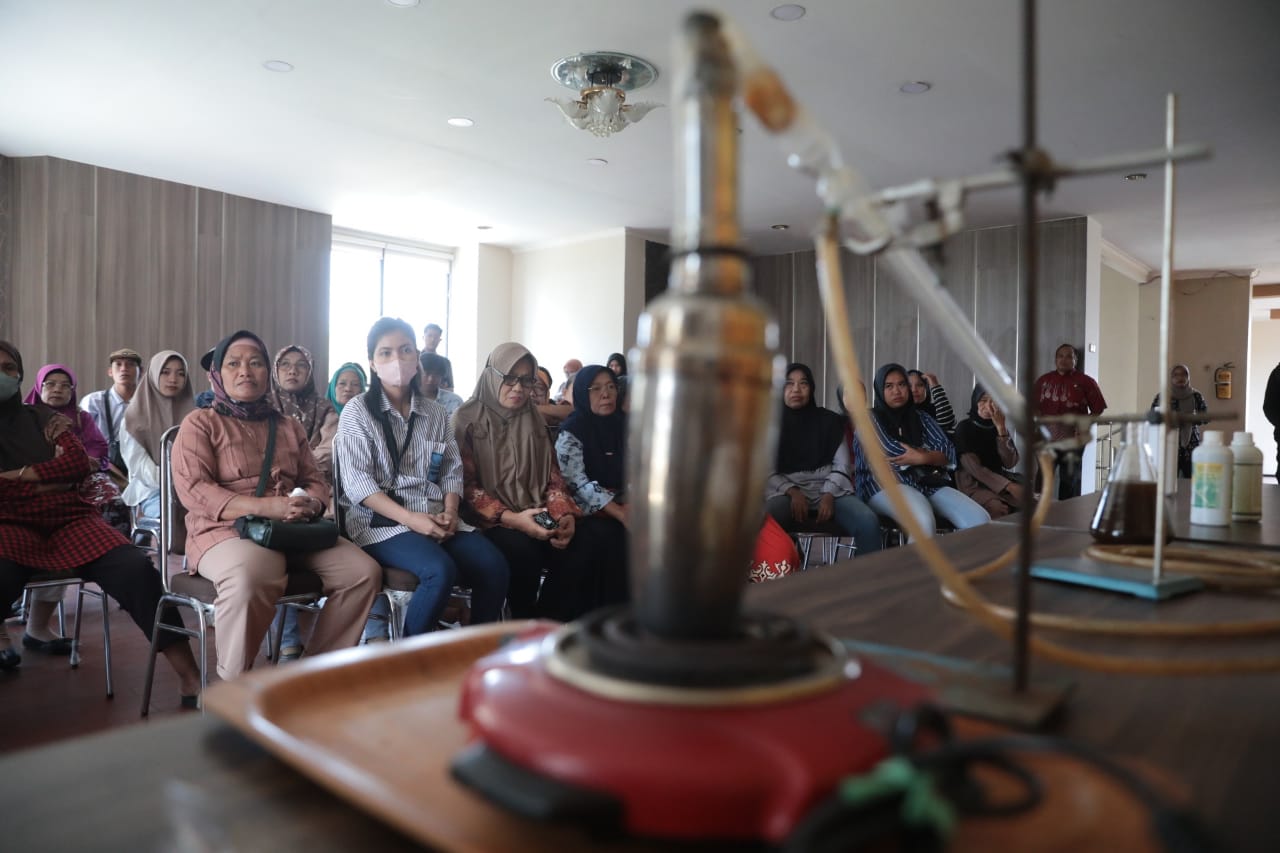Foto 5 dari 6: Jangan Dibuang, Limbah Produk Tembakau Ternyata Bisa Diolah Jadi Produk Bernilai Jual