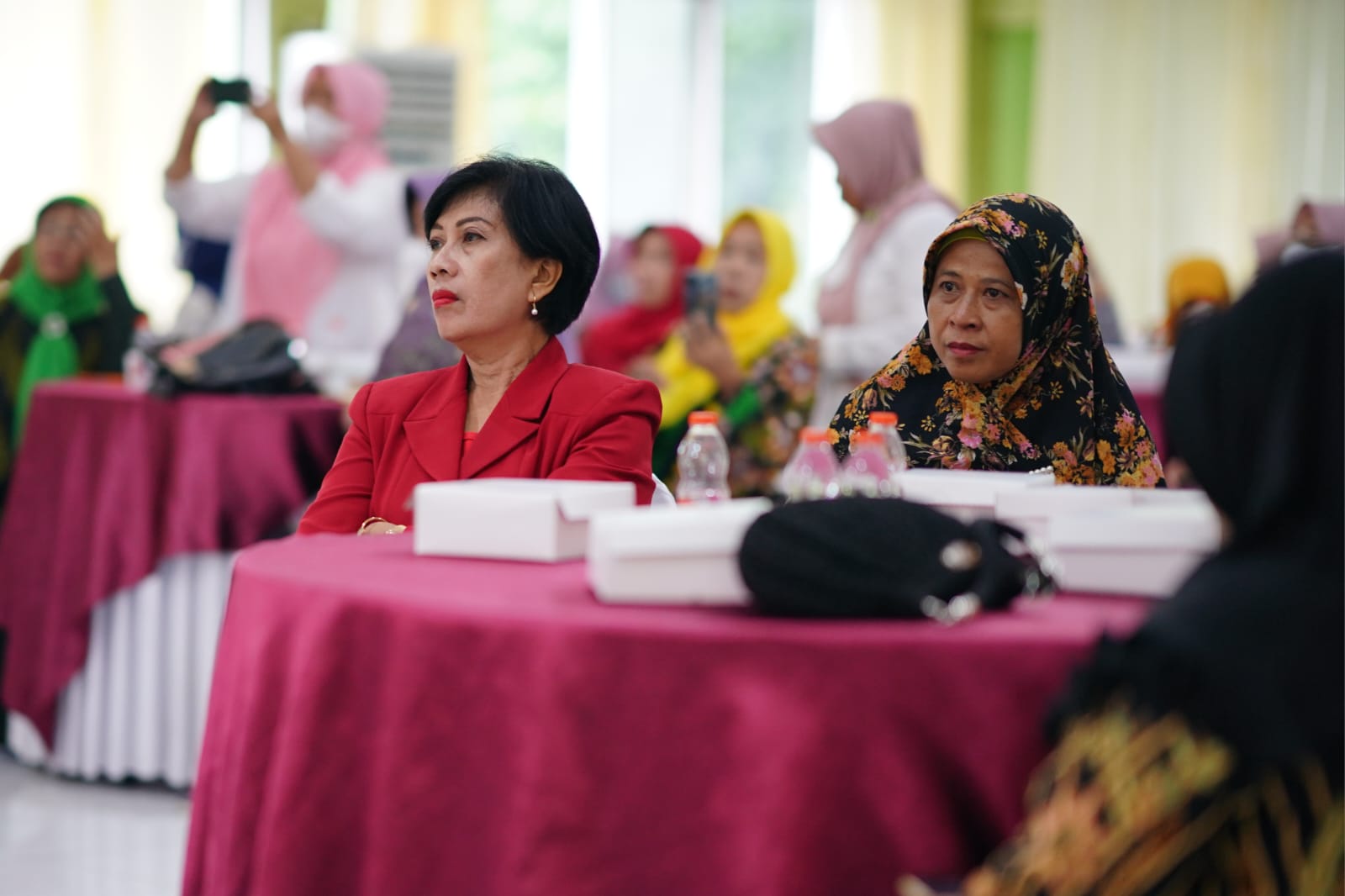 Foto 4 dari 10: Gelar Cangkrukan dan Halal Bihalal Bersama, Wali Kota Harap Kerukunan dan Keamanan Kota Tetap Terjaga