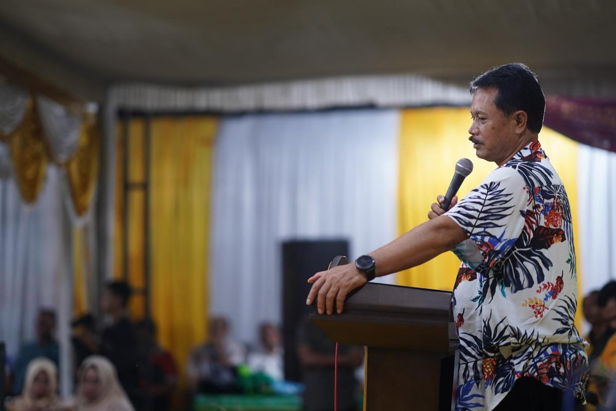 Foto 4 dari 8: Hadiri Tasyakuran Caleg Sudarmadji, Wali Kota Berikan Selamat