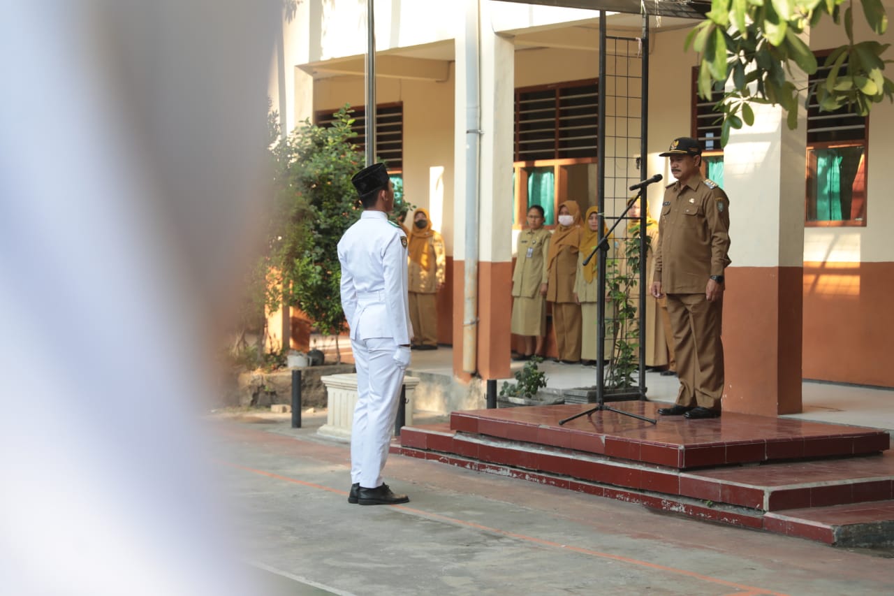Foto 10 dari 11: Jadi Pembina Upacara di SMADA, Wali Kota: Banyak Alumni Sini yang Sukses di Berbagai Negara
