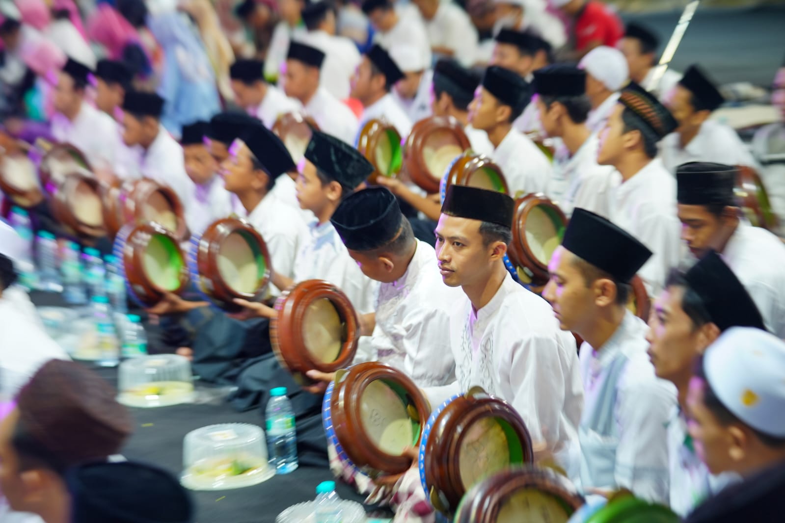 Foto 8 dari 8: Awali Rangkaian Peringatan Hari Jadi ke-105, Pemkot Gelar Tasyakuran Kenduri Akbar dan Doa Bersama