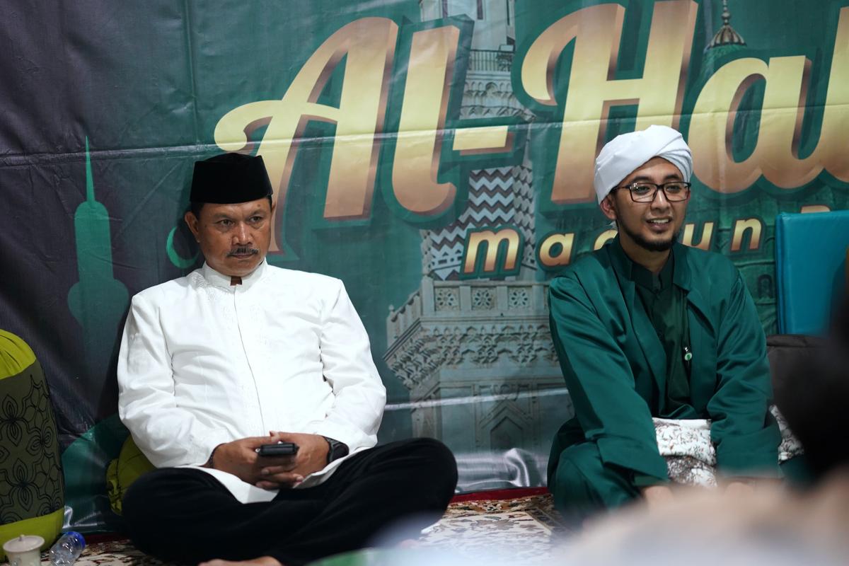 Foto 8 dari 9: Hadiri Peringatan Nifsu Sya'ban, Wali Kota Harap Kesejahteraan Untuk Kota Madiun