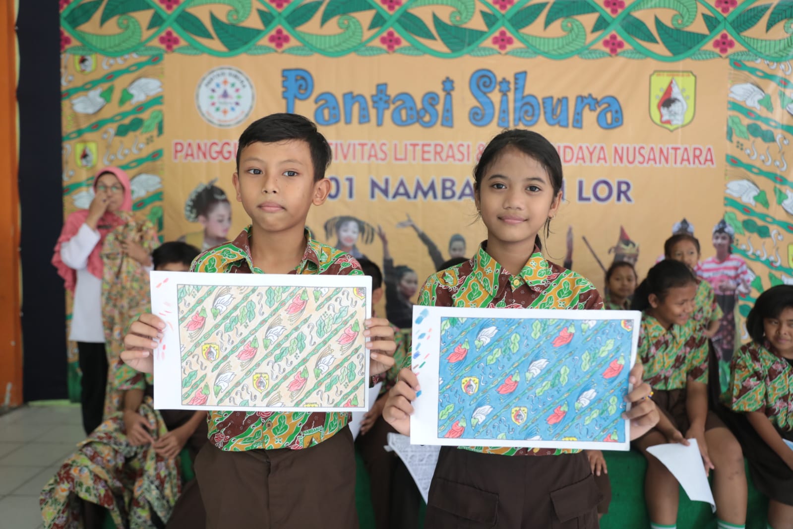 Penjaga SDN 01 Nambangan Lor Ciptakan Desain Batik Khas Sekolah