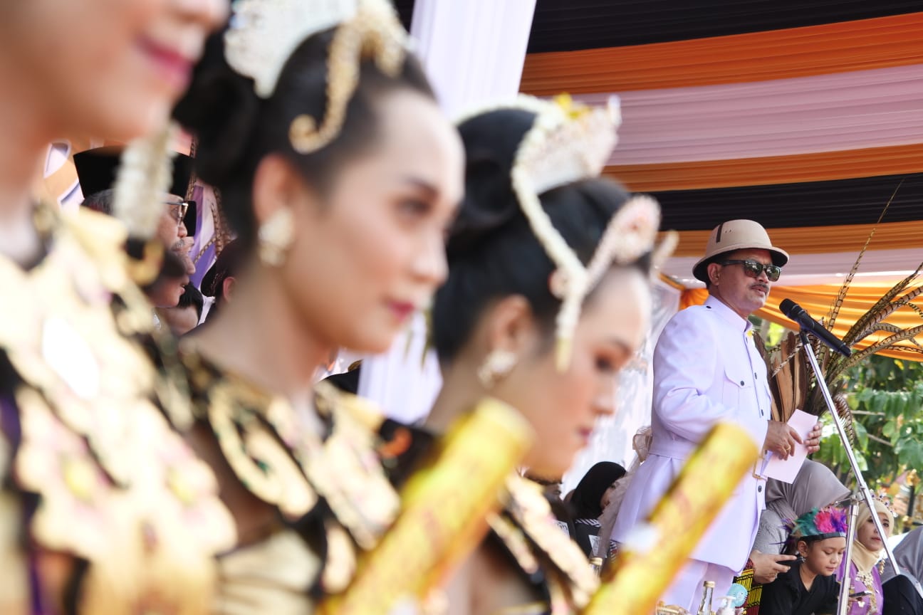 Foto 10 dari 14: Buka Madiun Carnival Harmoni Budaya Nusantara, Wali Kota Harap Jadi Moment Berkesan Hari Jadi ke-105