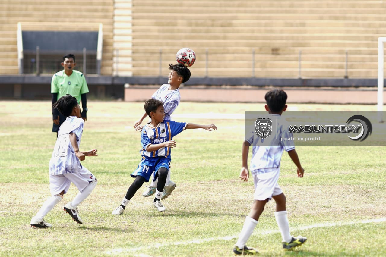 Foto 5 dari 19: Dari KU 10 hingga KU 12, Talenta Sepak Bola Cilik Asah Mental di Dandim Cup I Kota Madiun