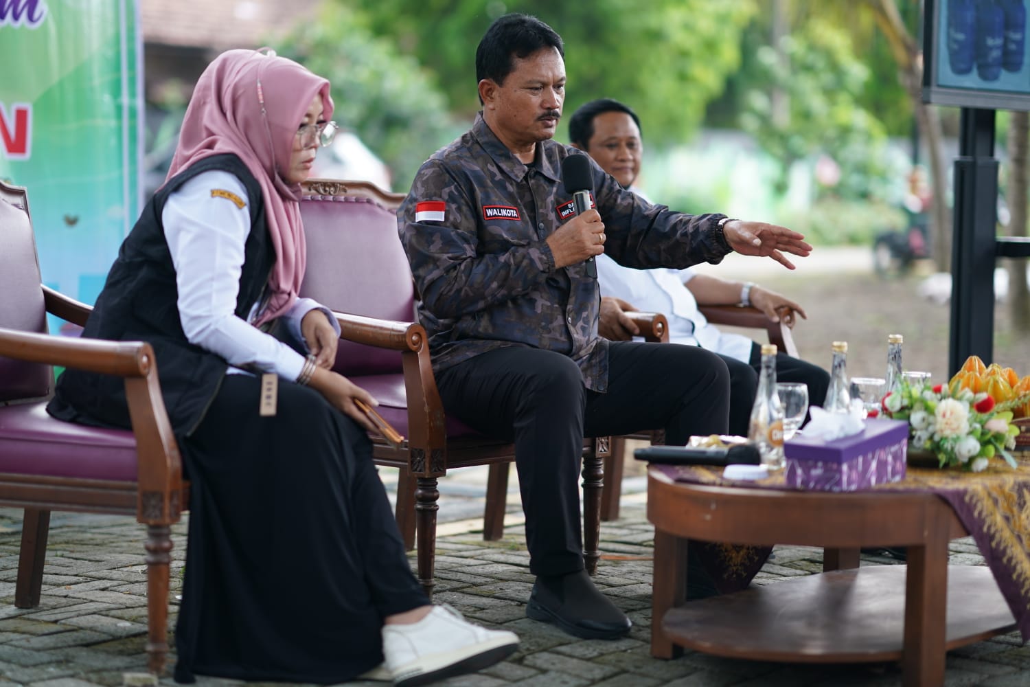 Foto 2 dari 10: Wujudkan Lingkungan Yang Bersih Dan Sehat, Wali Kota Wajibkan 27 Kelurahan Punya Proklim