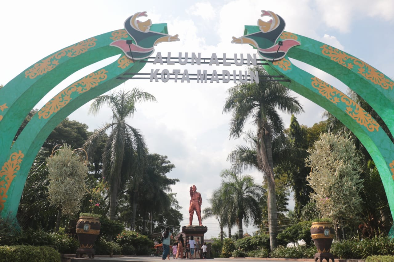 Foto 1 dari 5: Segera Direvitalisasi, Alun-alun Kota Madiun Bakal Lebih Nyaman Dengan Fasilitas Beragam