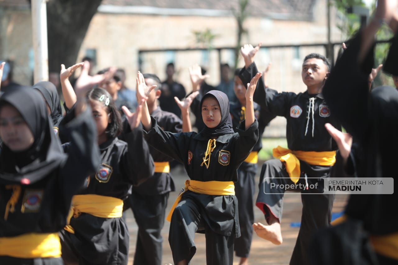 Foto 7 dari 14: PSHWTM Peringati HUT Kemerdekaan dengan Berbagi, Wali Kota Apresiasi