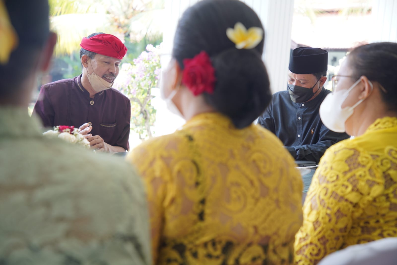 Foto 3 dari 6: Audiensi dengan PHDI Soal Pembangunan Pura, Wali Kota: Pemerintah Siap Bantu Asal Syarat Lengkap Semua