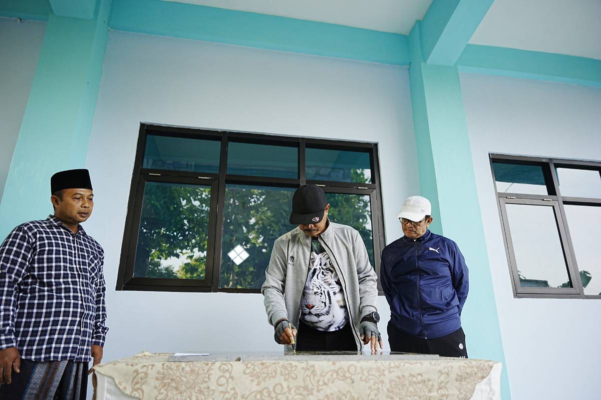 Foto 4 dari 30: Tambah Fasilitas di Pondok Pesantren, Wali Kota Resmikan Proyek Fisik Religi di Delapan Ponpes