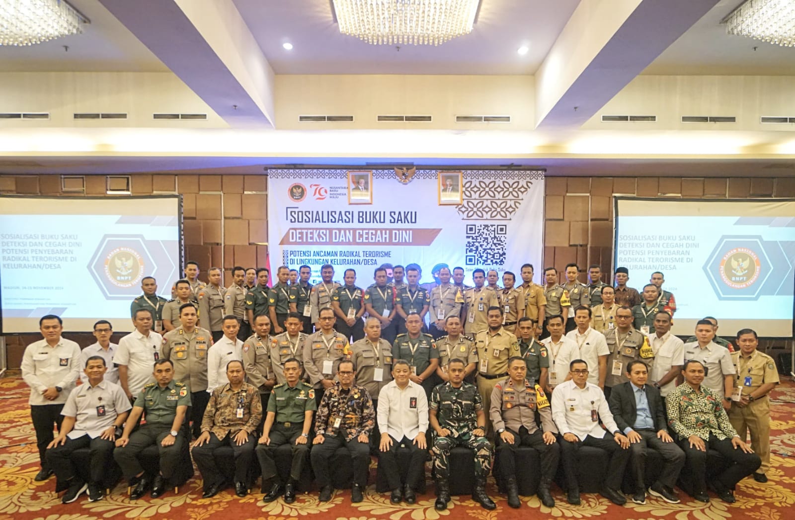 Foto 10 dari 10: Kewaspadaan Dini Terkait Terorisme, Pemkot Gandeng BNPT Gelar Sosialisasi Buku Saku Penanganan Terorisme di Kota Madiun