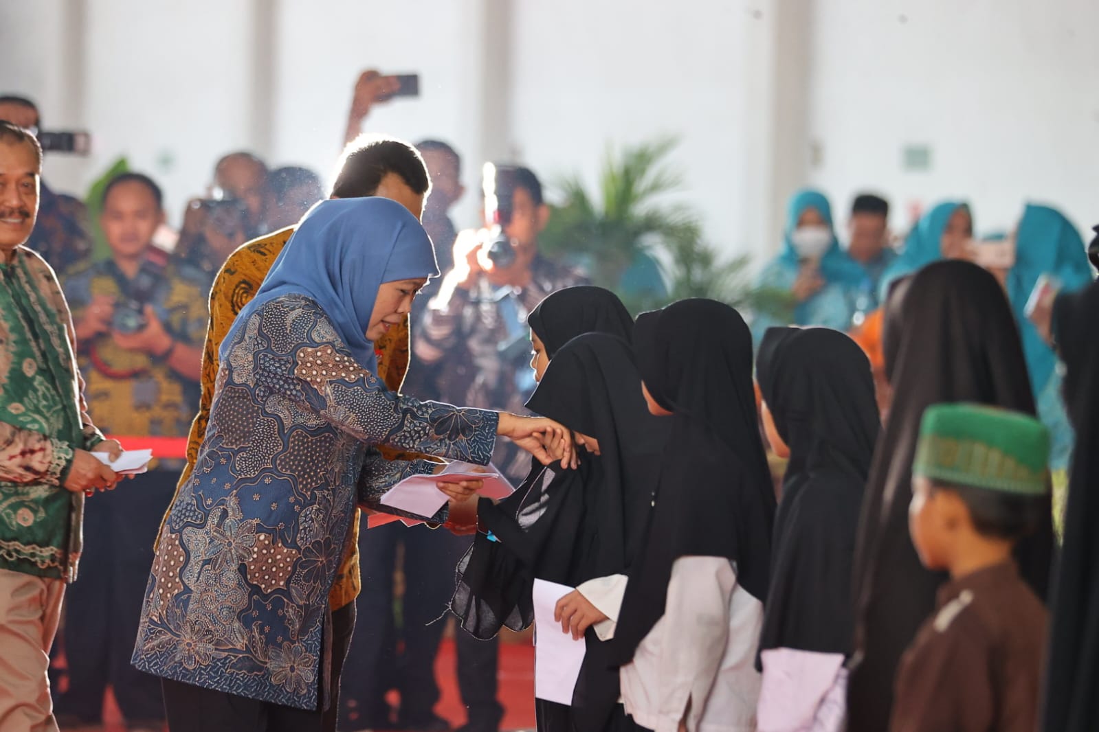 Foto 6 dari 9: Peringatan Hari Pangan Sedunia Jawa Timur, Wali Kota Raih Penghargaan Bidang Pemanfaatan Pangan