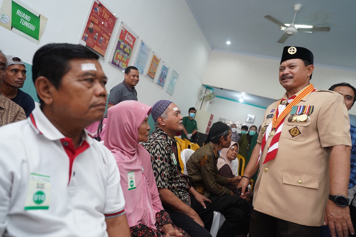 Foto 5 dari 9: Klinik 24 Bareng IDI Gelar Baksos Operasi Katarak Gratis, Wali Kota Beri Apresiasi