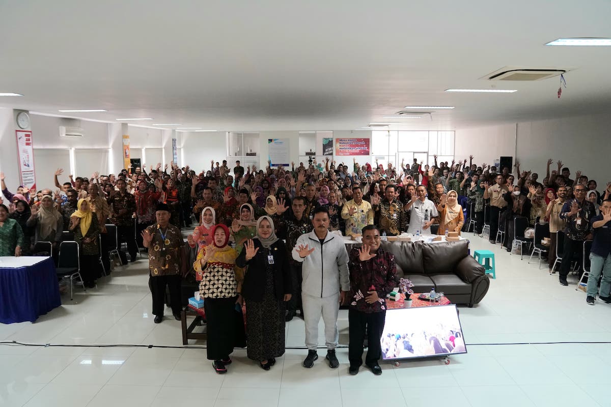 Foto 5 dari 9: Hadiri Sosialisasi Prodi Unesa, Wali Kota Apresiasi Unesa Buka Kampus di Wilayah Madiun Raya