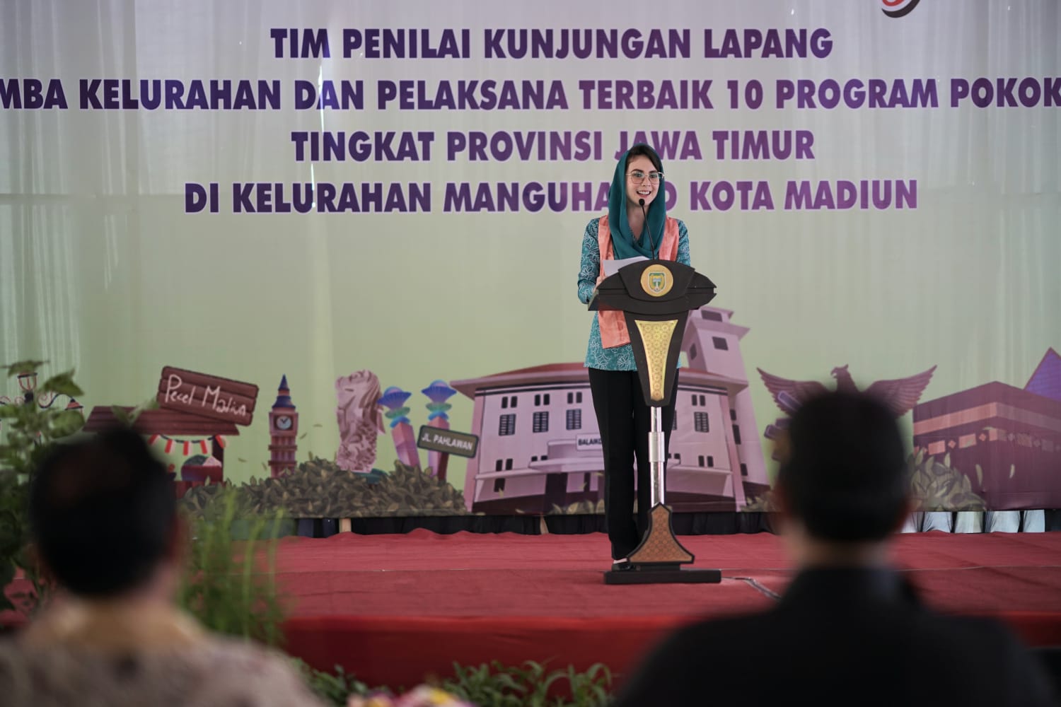 Foto 3 dari 4: Penilaian Lapang Lomba Kelurahan dan Pelaksana Terbaik 10 Program Pokok PKK Jatim, Wali Kota Optimis Juara Lagi