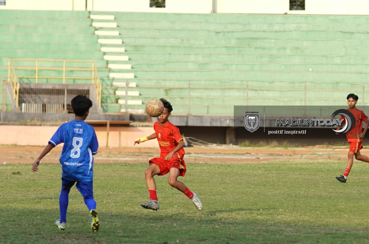Foto 15 dari 19: Fasilitas Olahraga Terbuka untuk Umum, Warga Bisa Gelar Kompetisi di Stadion hingga Lapangan Kelurahan