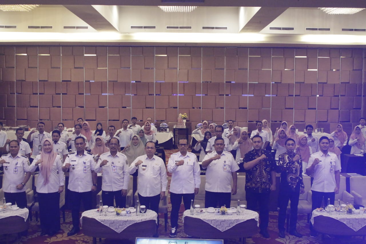 Foto 10 dari 11: Tingkatkan Kapasitas Perangkat Kelurahan dalam Pengisian Prodeskel dan Epdeskel, Pemkot Gelar Bimtek