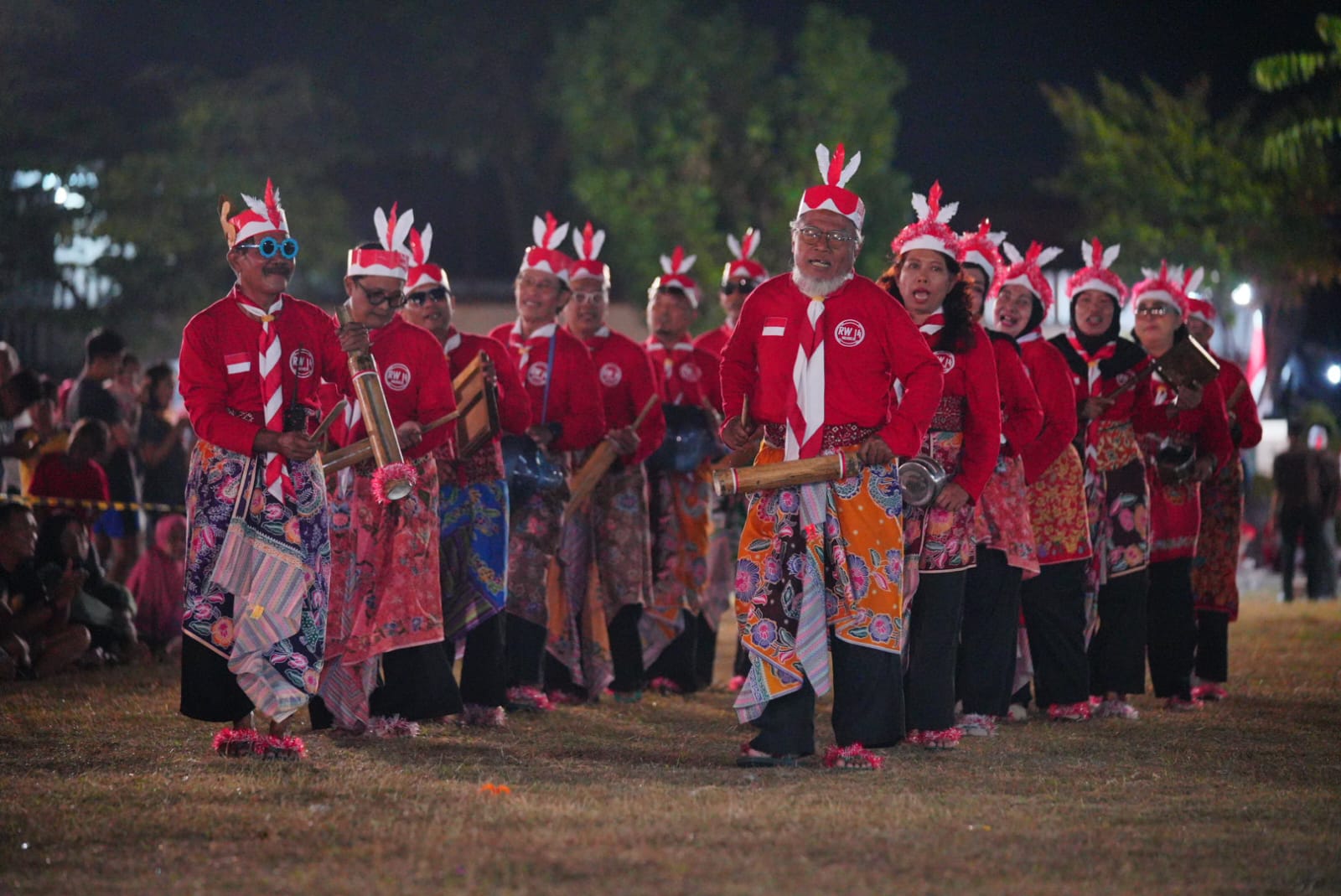 Foto 2 dari 9: Meriahkan HUT RI, Mojorejo Gelar Lomba Baris Berbaris Ceria
