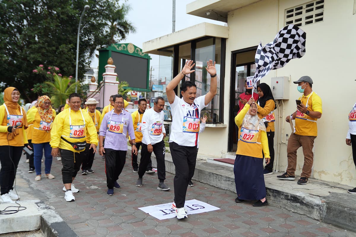 Foto utama berita: Gelar Tes Kebugaran, Wali Kota Ingatkan ASN Jaga Kesehatan untuk Peningkatan Layanan