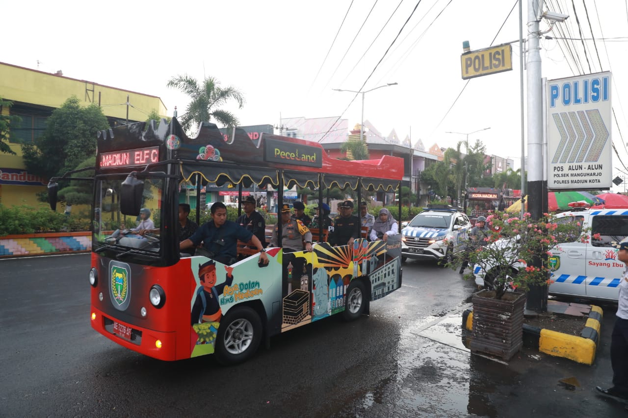 Foto 10 dari 18: Jaga Kondusivitas Kota, Forkopimda Siap Laksanakan Pengamanan Di Malam Tahun Baru