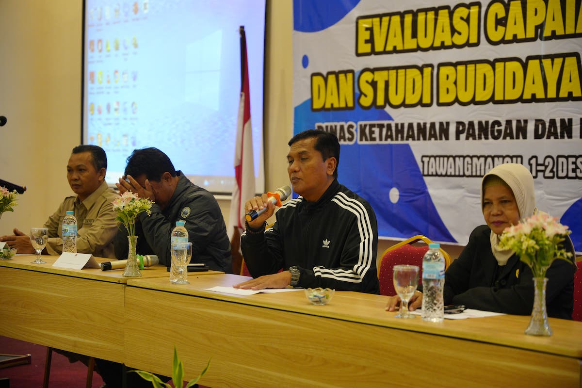 Foto 2 dari 8: Gelar Pembinaan Pegawai DKPP, Wali Kota Imbau Peningkatan Ketahanan Pangan