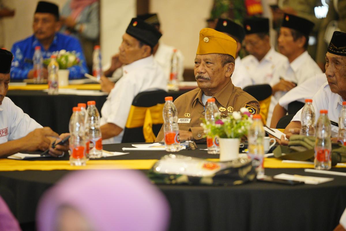 Foto 5 dari 8: Hadiri Pembinaan Organisasi PEPABRI, Pj Wali Kota Harap Perkuat Sinergi