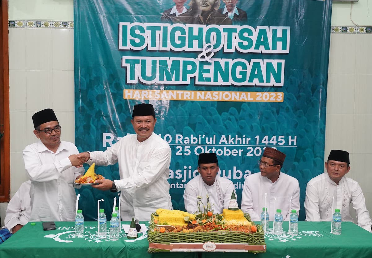 Foto 2 dari 9: Hadiri Peringatan Hari Santri di Kantor PCNU, Wali Kota: Hari Santri Momentum Evaluasi Diri