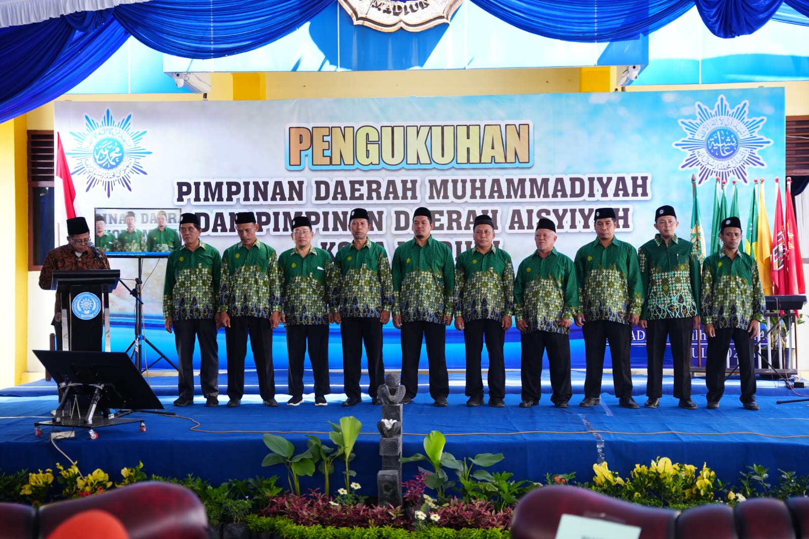 Foto 4 dari 8: Hadiri Pelantikan PD Muhammadiyah Dan Aisiyah Kota Madiun, Wali Kota Harap Organisasi Terus Berkembang Seiring Perubahan Zaman