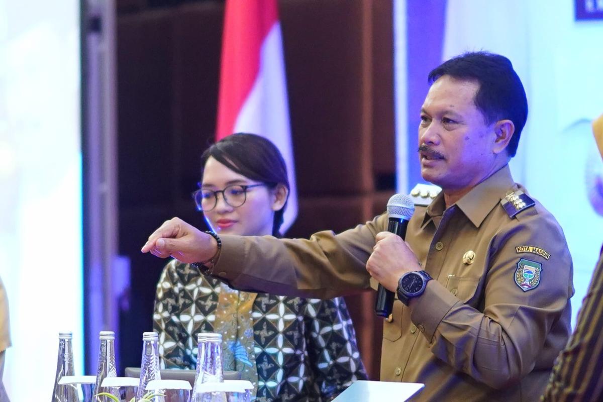 Foto 1 dari 9: Gelar Sosialisasi Implementasi Perizinan Berusaha, Wali Kota Pesan Pengusaha Harus Paham Hak dan Tanggung Jawab