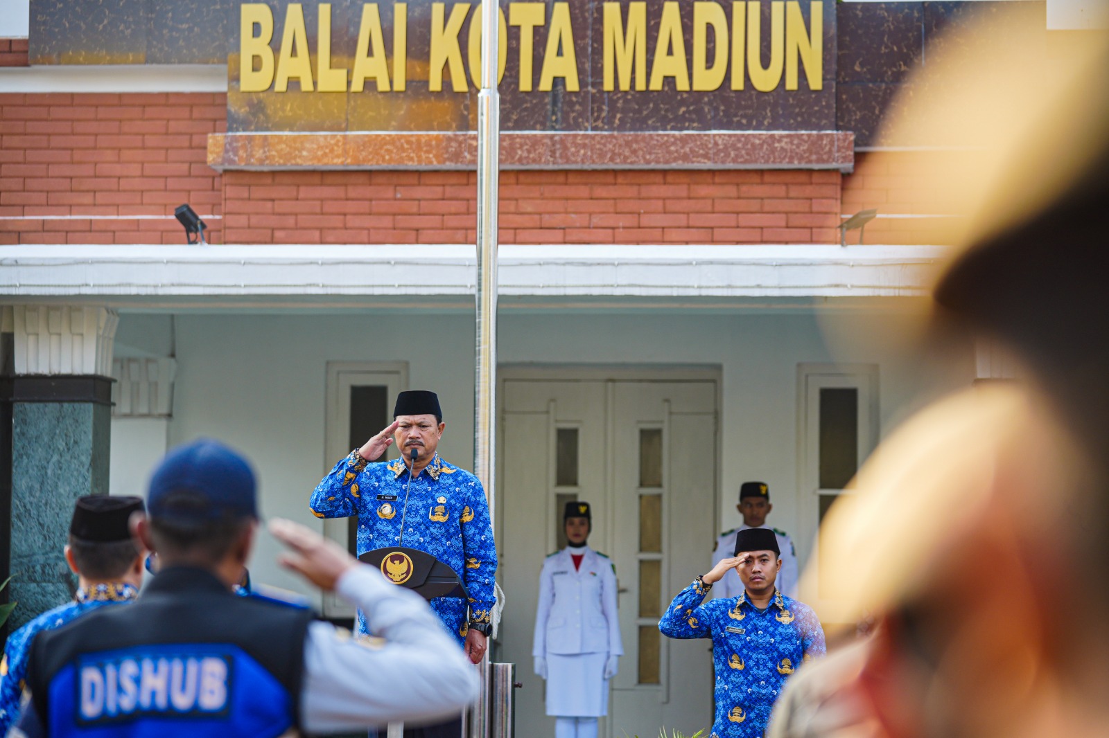 Foto utama berita: Pimpin Upacara Harlah Pancasila, Wali Kota Ajak Masyarakat Tingkatkan Gotong Royong