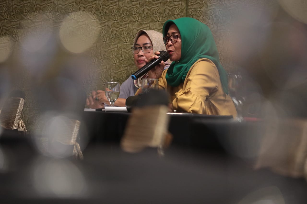 Foto 4 dari 11: Wali Kota Dorong UMKM Segera Sertifikasi Halal Produk