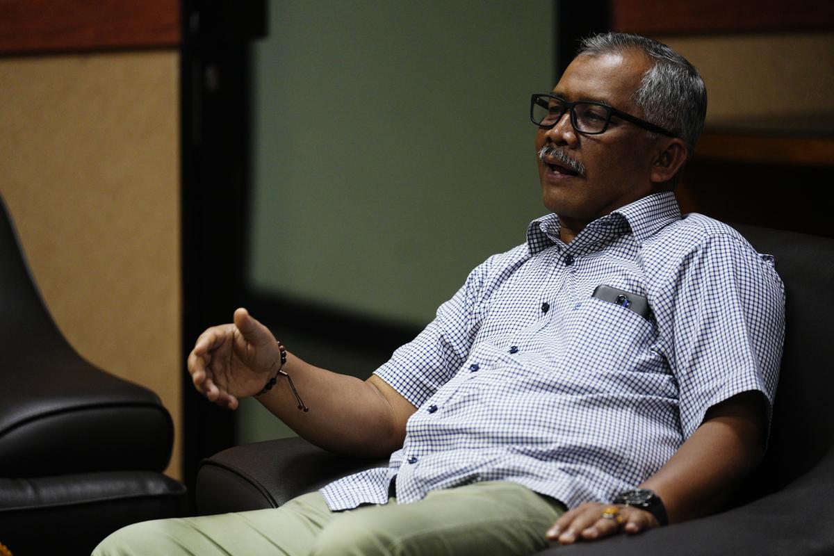Foto 3 dari 8: Jalin Sinergi, Pj Wali Kota Silaturahmi ke Pimpinan DPRD Kota Madiun