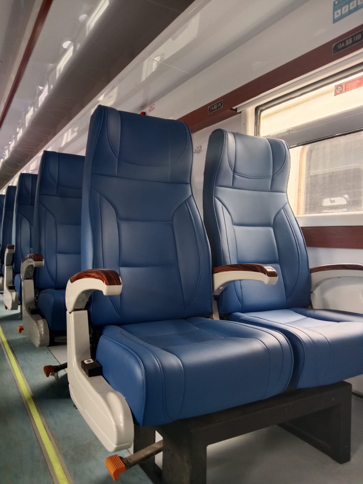 Rangkaian Baru Ka Brantas Kereta Ekonomi New Generation Yang Lebih