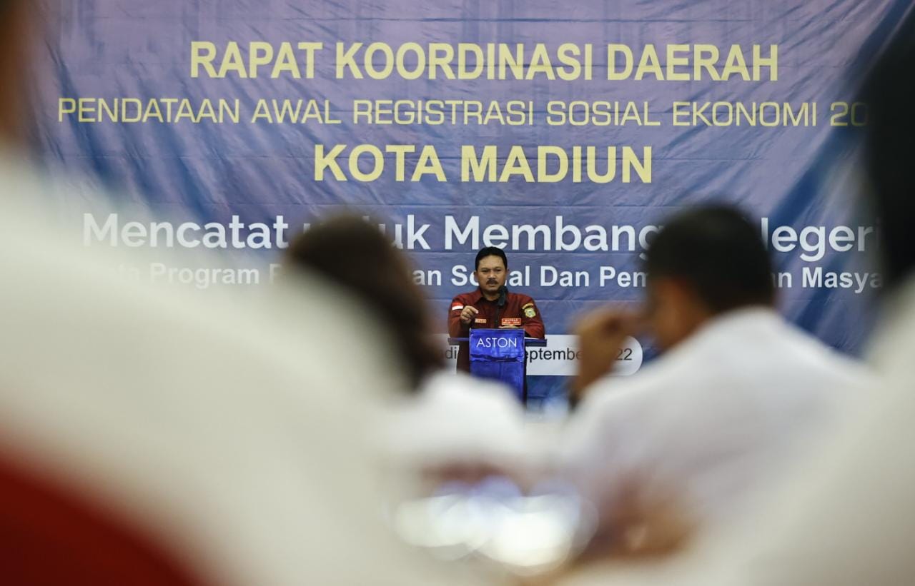 Foto 2 dari 10: Dukung Regsosek 2022, Wali Kota Harap Warga Jujur Sampaikan Data