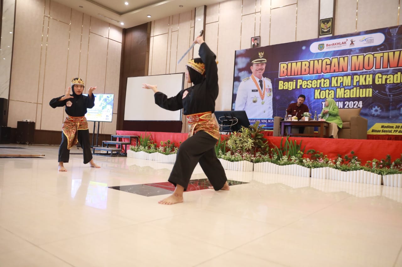 Foto 7 dari 9: Sudah Graduasi, Wali Kota Beri Motivasi Ratusan KPM PKH Agar Lebih Maju