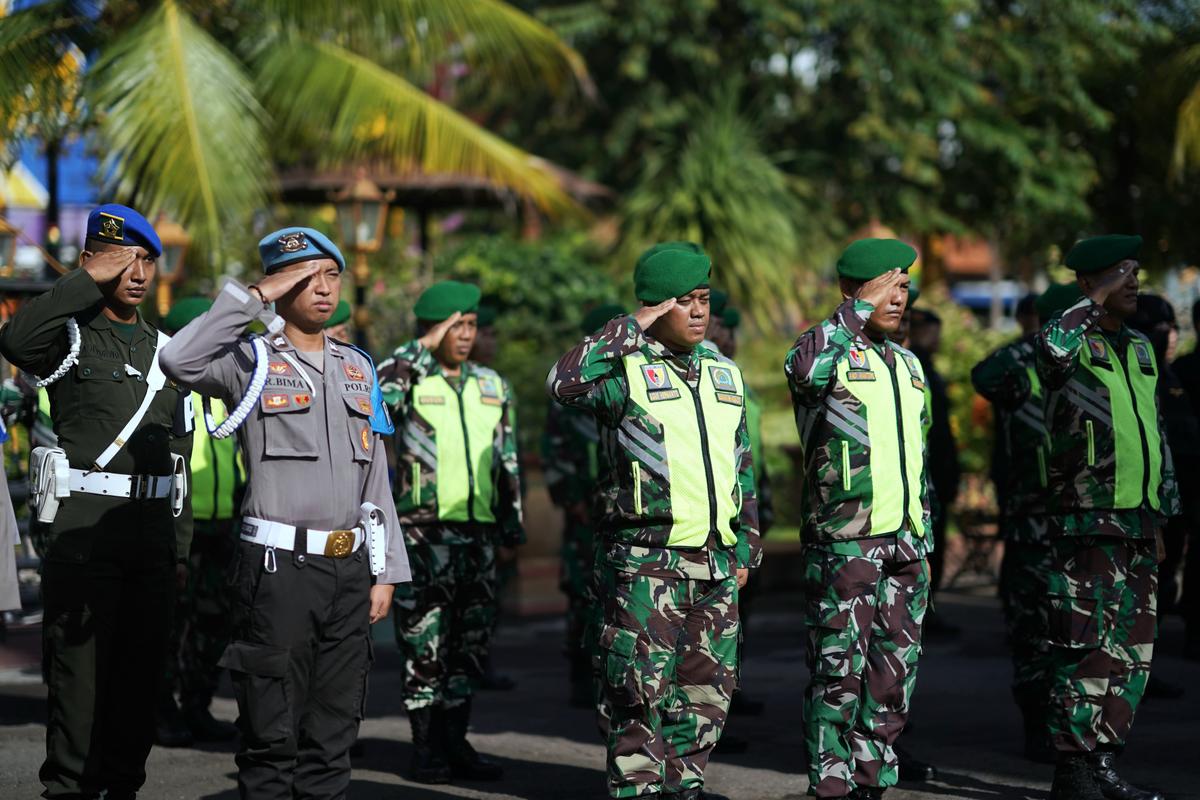 Foto 1 dari 9: Peringati Bulan Bakti TNI-Polri, Polres Madiun Kota dan Jajaran TNI Gelar Apel Gabungan