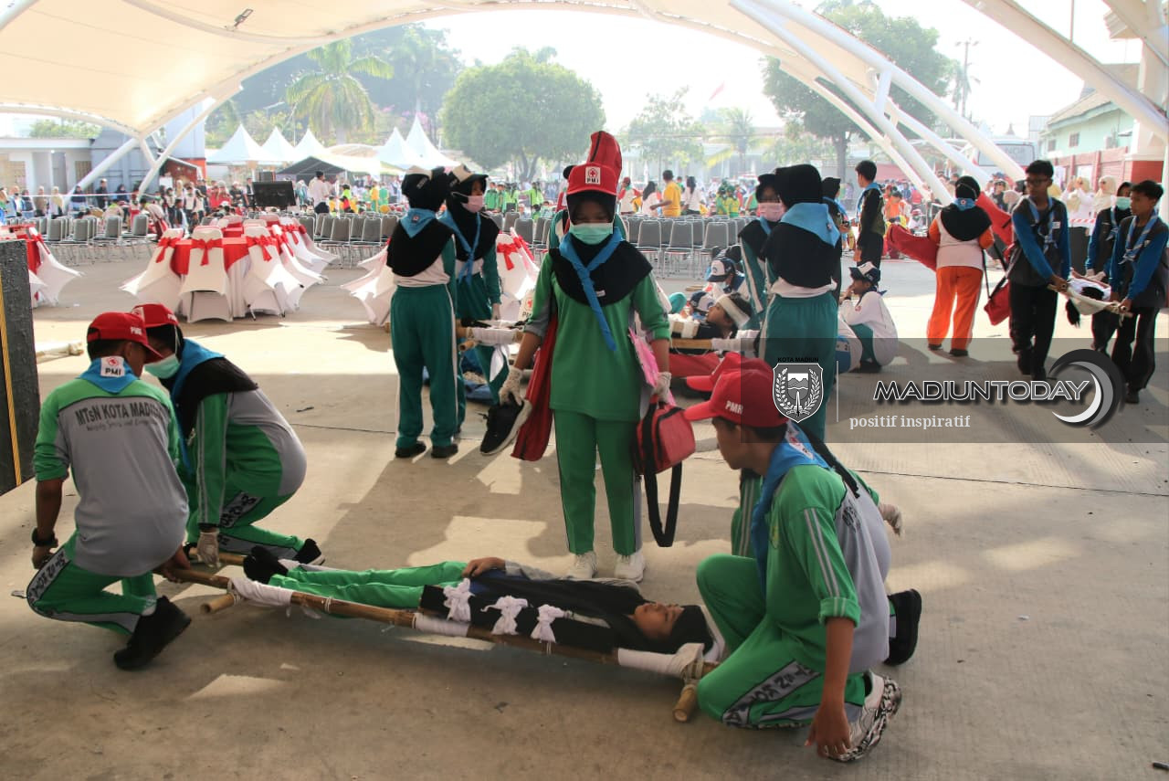Foto 16 dari 20: 87 Sekolah Ikut Kompetisi PMR, Asah Kesiapsiagaan dan Kepedulian Terhadap Sesama