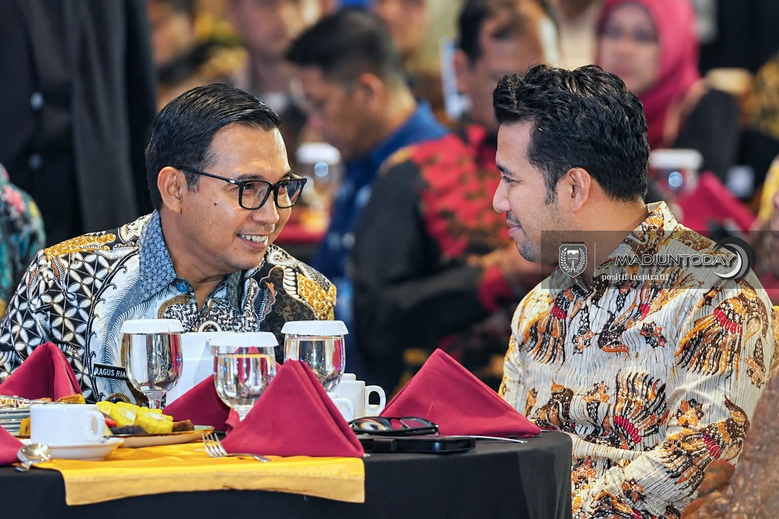 Foto 2 dari 3: Sukses Fasilitasi Ide dan Keinginan Masyarakat, Madiun Menari Dapat Apresiasi Wakil Gubernur Jawa Timur
