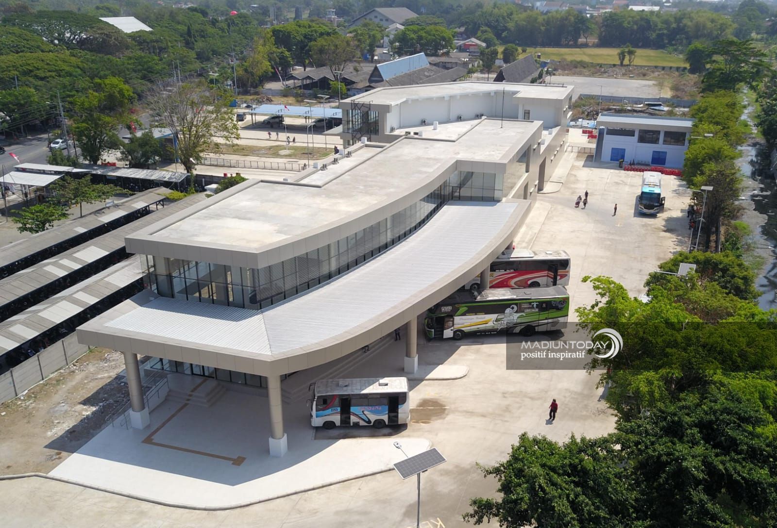 Foto 1 dari 1: Tampung Pedagang Lama, Terminal Sediakan Bedeng Di Sisi Utara
